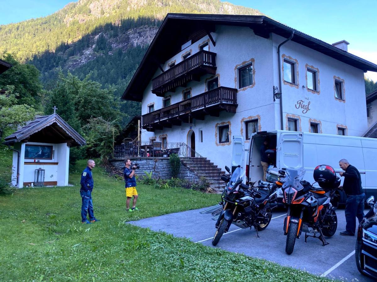 Haus Fiegl Hotel Oetz Exterior foto