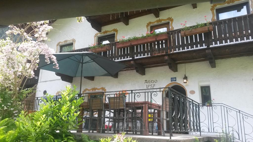 Haus Fiegl Hotel Oetz Exterior foto