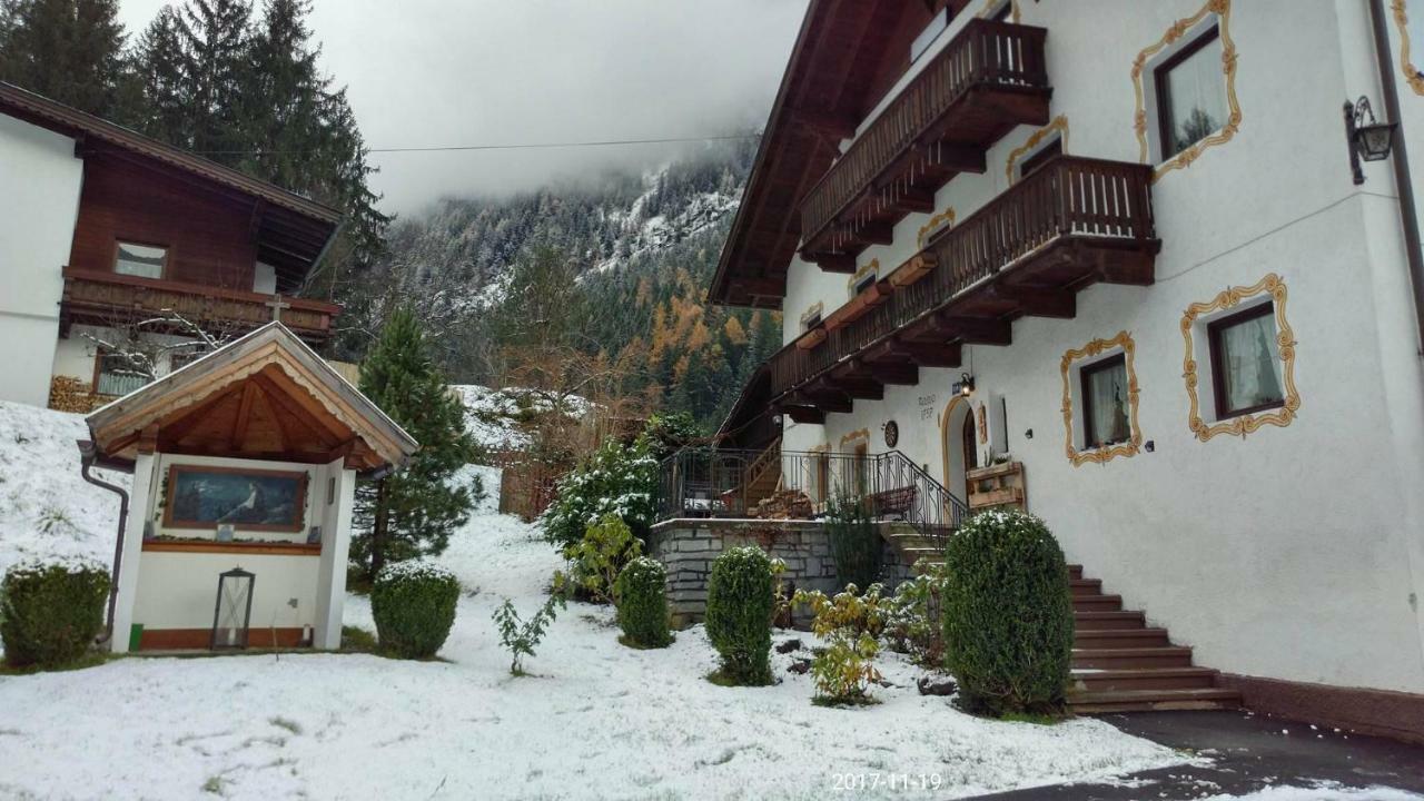 Haus Fiegl Hotel Oetz Exterior foto